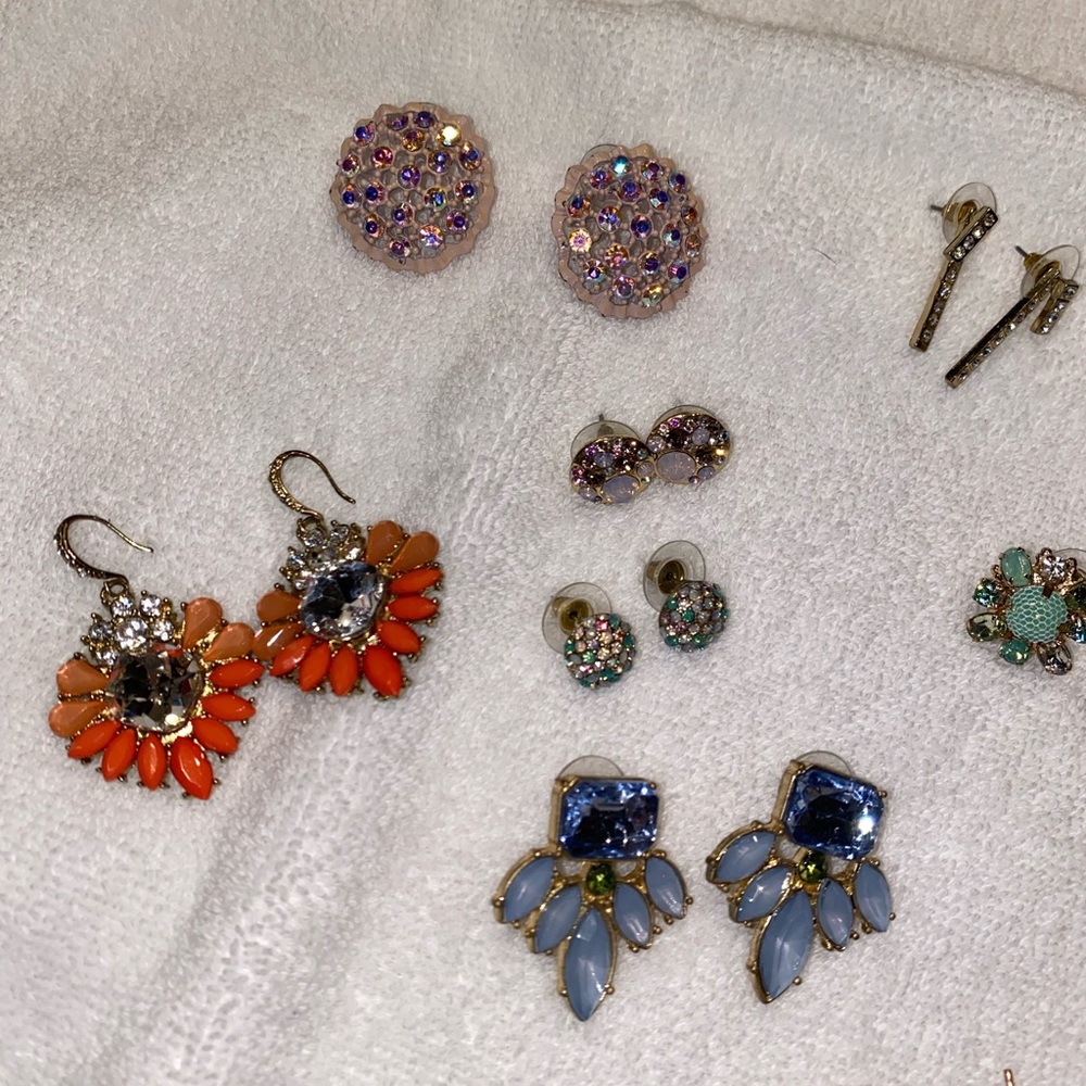 Assorted earring bundle - Picture 2 of 3